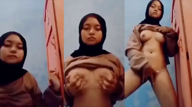 Bokep Jilbab Siswi SMP Aksi Main Jari Di Kamar