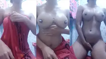Mandi Bugil Cewek Toket Bulat Puting Coklat Liar
