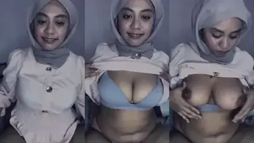Model Seksi Pasrah Digarap Sutradara Di Ruang Casting